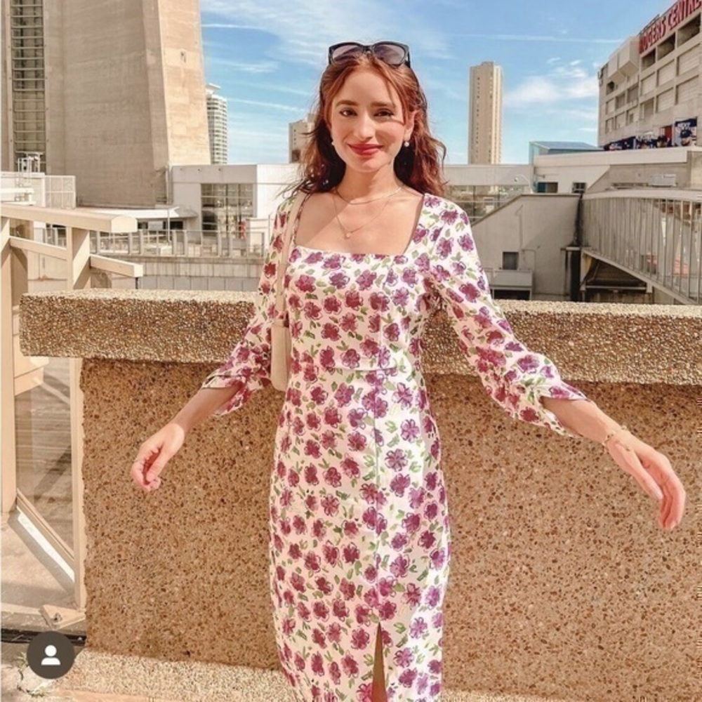 ZARA Floral Print dress slit on side 8351/042